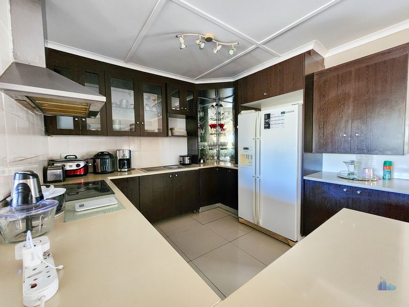 5 Bedroom Property for Sale in Gonubie Eastern Cape
